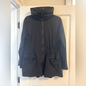 Lululemon size 6 rain jacket with peplum drawstring waist and zipper out hood